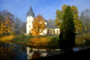 Pałac w Olszanicy jesienią, Bieszczady